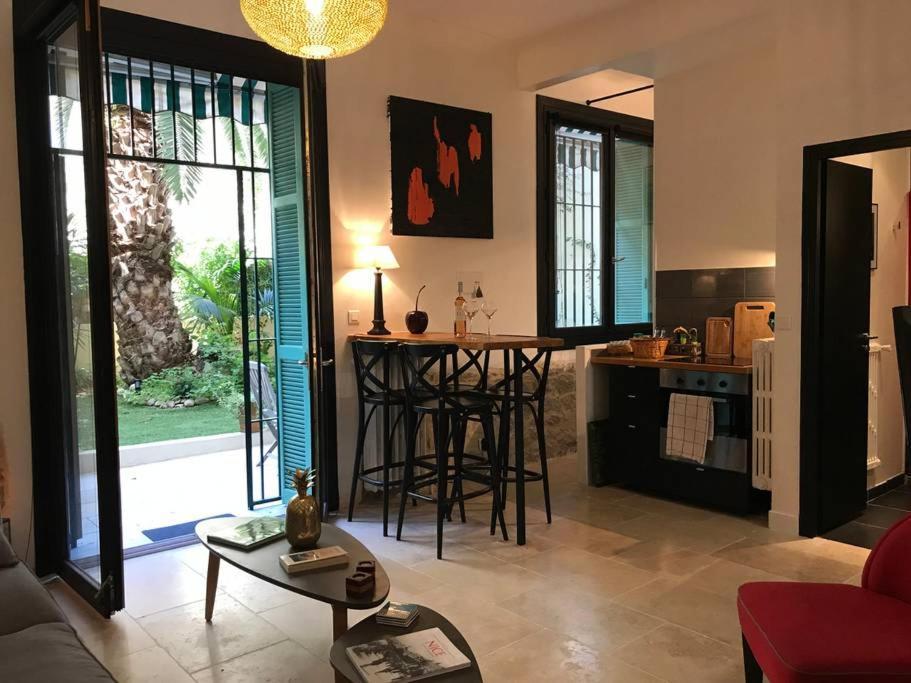 Homelivia, Luxueux Appartement Avec Jardin Prive Ницца Экстерьер фото